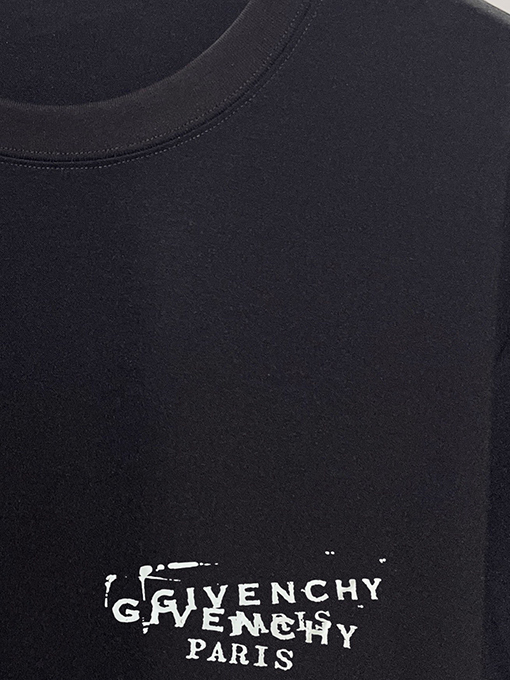 ジバンシィコピー GIVENCHY クラシックな小ロゴプリントの半袖Tシャツ