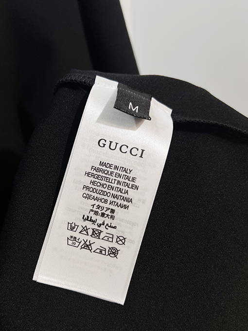 グッチ GUCCI プリント文字ロゴ入り半袖Tシャツ