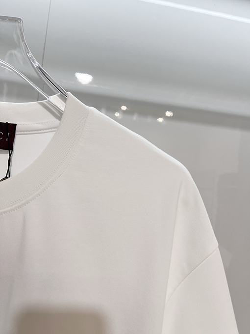 グッチ GUCCI プリント文字ロゴ入り半袖Tシャツ