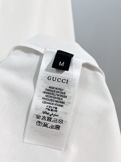 グッチ GUCCI プリント文字ロゴ入り半袖Tシャツ