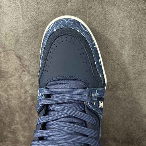 ルイヴィトン LV Trainer 新モデル高級レプリカシューズとスニーカー