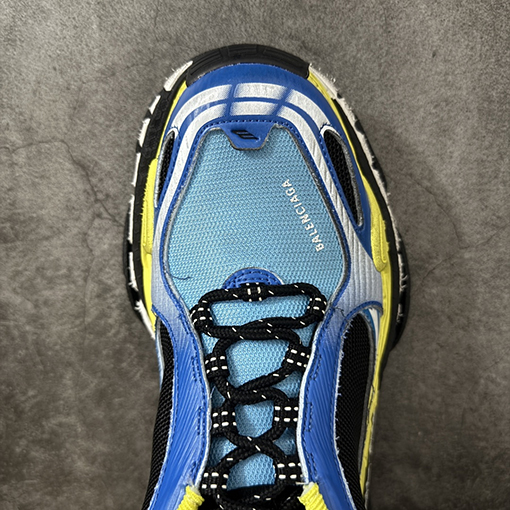 バレンシアガ Triple S .2 プラットフォームレースアップローカットチャンキースニーカー(XAバージョン)