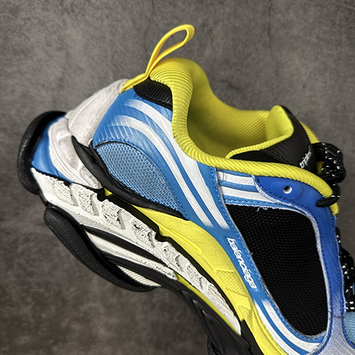 バレンシアガ Triple S .2 プラットフォームレースアップローカットチャンキースニーカー(XAバージョン)
