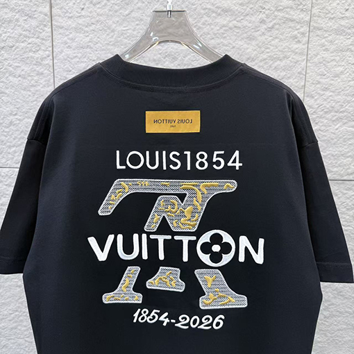 ルイヴィトン LOUIS VUITTON 3Dの刺繍入り半袖Tシャツ