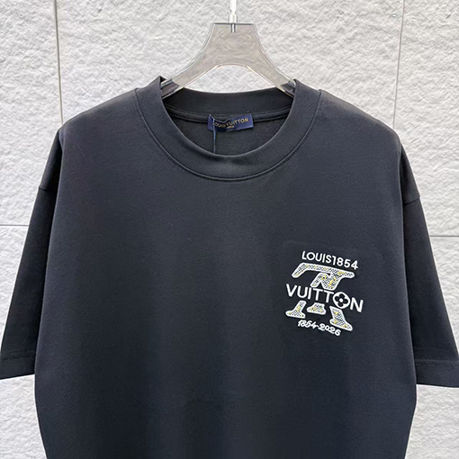 ルイヴィトン LOUIS VUITTON 3Dの刺繍入り半袖Tシャツ