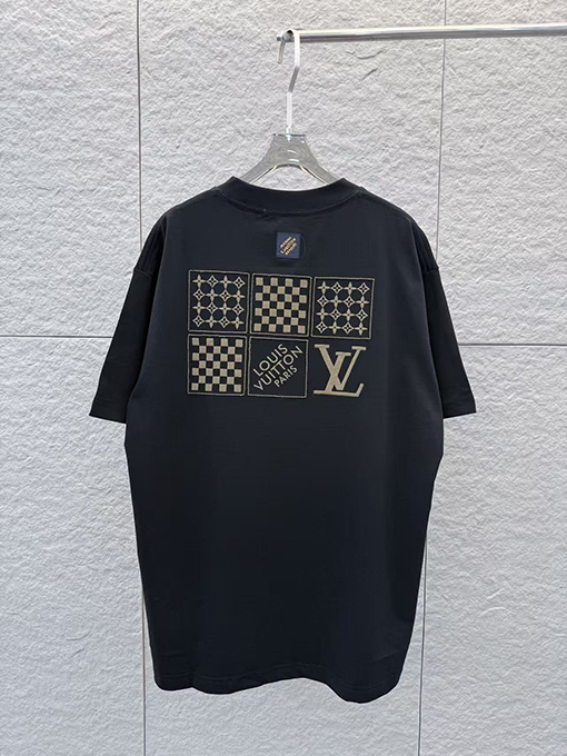 ルイヴィトンコピー LOUIS VUITTON 新モデル3Dの刺繍入り半袖Tシャツ