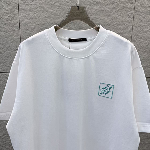 ルイヴィトンコピー LOUIS VUITTON 新モデル3Dの刺繍入り半袖Tシャツ