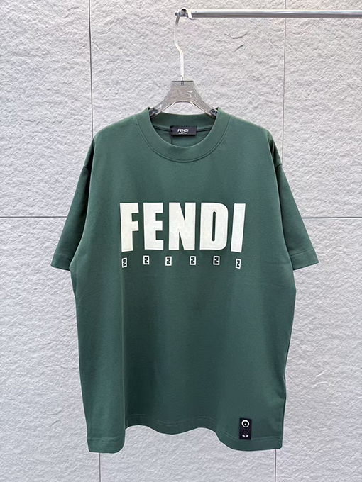 フェンディ FENDI 3Dエポキシ樹脂製半袖Tシャツ