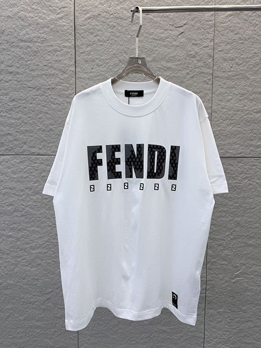 フェンディ FENDI 3Dエポキシ樹脂製半袖Tシャツ