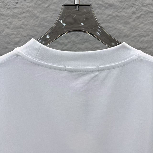 バレンシアガスーパーコピー Balenciaga 新モデル3Dエポキシ樹脂製半袖Tシャツ
