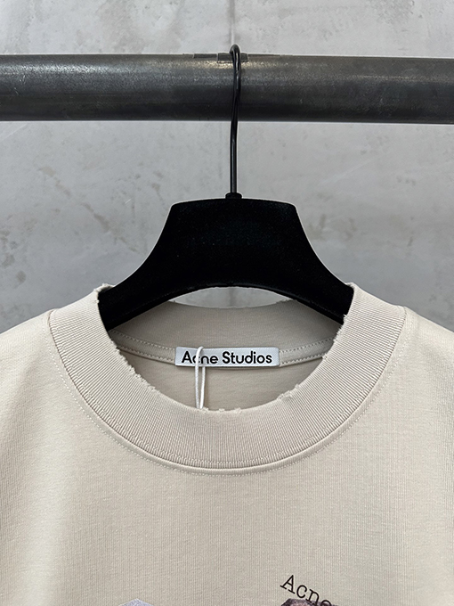 アクネストゥディオズコピー Acne Studios クマ柄プリントの厚半袖Tシャツ