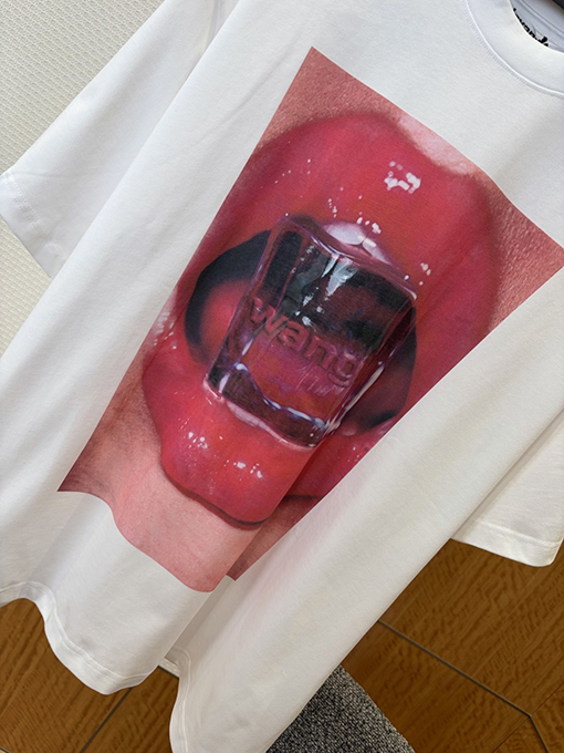 アレキサンダーワンスーパーコピー トレンディな赤いリップの氷のキューブ柄半袖Tシャツ