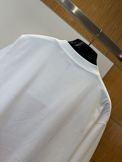 アレキサンダーワンスーパーコピー トレンディな赤いリップの氷のキューブ柄半袖Tシャツ