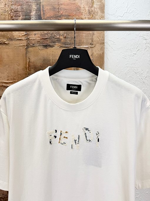 フェンディ FENDI カラーブロック刺繍文字入り半袖Tシャツ