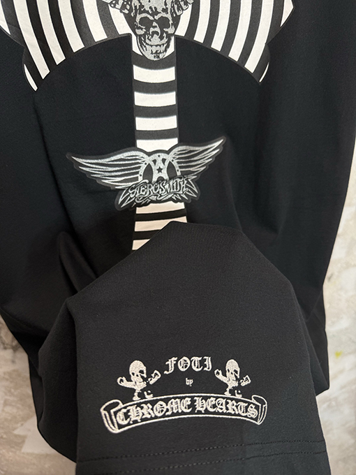 クロムハーツスーパーコピー Foti スカルクロス柄の半袖Tシャツ