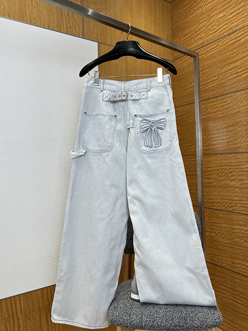 アクネストゥディオズ Acne Studios ファッションなライトウォッシュのワイドレッグカジュアルジーンズ