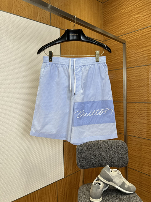 ルイヴィトン カジュアルでクラシックなチェック柄の刺繍入り半袖シャツとショートパンツのセット