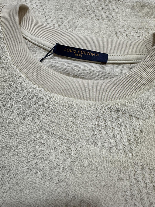 ルイヴィトンコピー クラシックなチェック柄コットンテリージャカード刺繍入り半袖Tシャツ