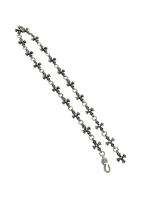 クロムハーツコピー オンラインインフルエンサーの間で人気 流行のクロス型花柄ネックレス