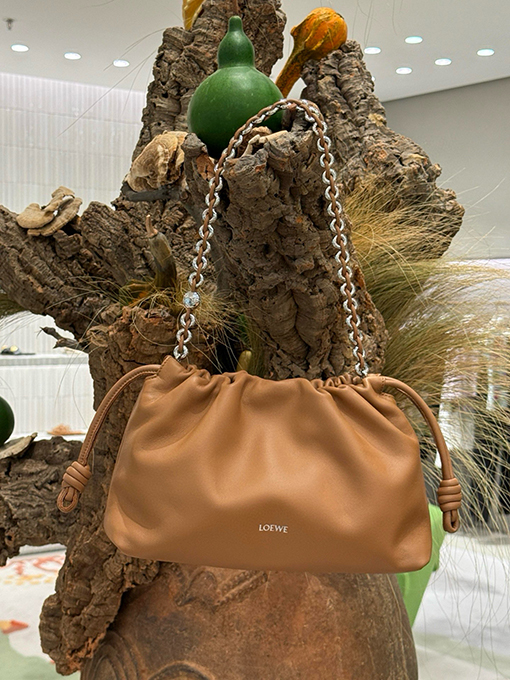 ロエベスーパーコピー Flamenco Purse レディースクラウドバッグ