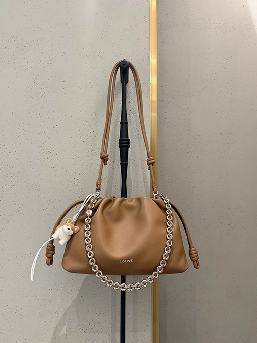 ロエベスーパーコピー Flamenco Purse レディースクラウドバッグ