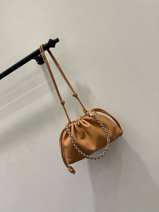 ロエベスーパーコピー Flamenco Purse レディースクラウドバッグ