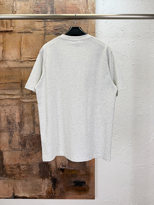 セリーヌ CELINE 凱旋門の文字刺繍入り半袖Tシャツ