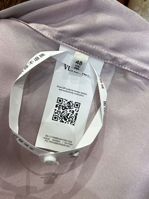 ヴェルサーチ カラーブロックプリントのシルク長袖シャツ