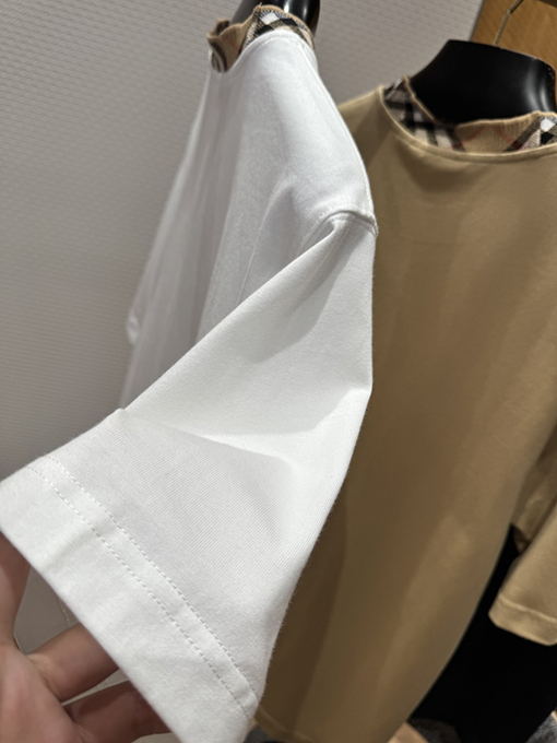 バーバリーコピー チェック柄の襟付きクルーネック半袖Tシャツ