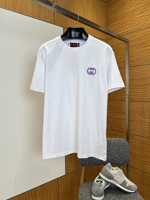 グッチスーパーコピー 刺繍入りダブルGロゴ入りシンプルカジュアル半袖Tシャツ