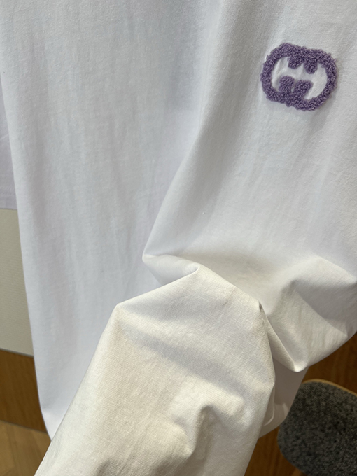 グッチスーパーコピー 刺繍入りダブルGロゴ入りシンプルカジュアル半袖Tシャツ