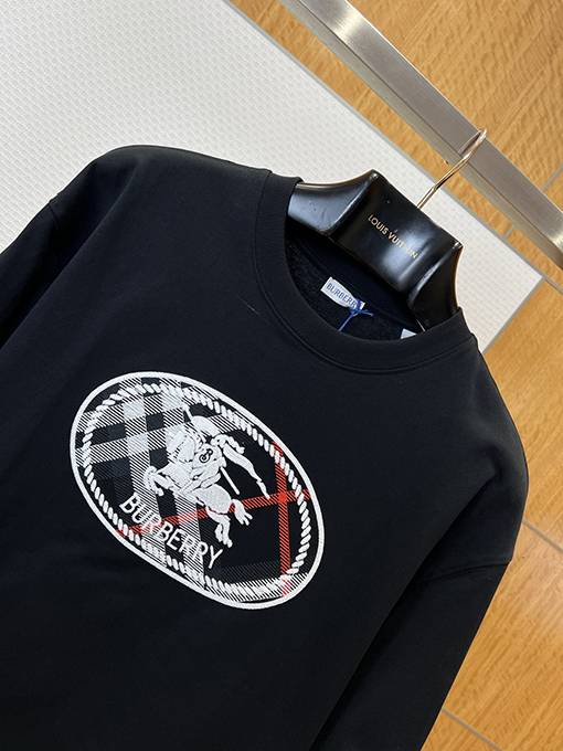 バーバリーコピー 乗馬騎士ロゴ入りチェック柄プリント半袖Tシャツ