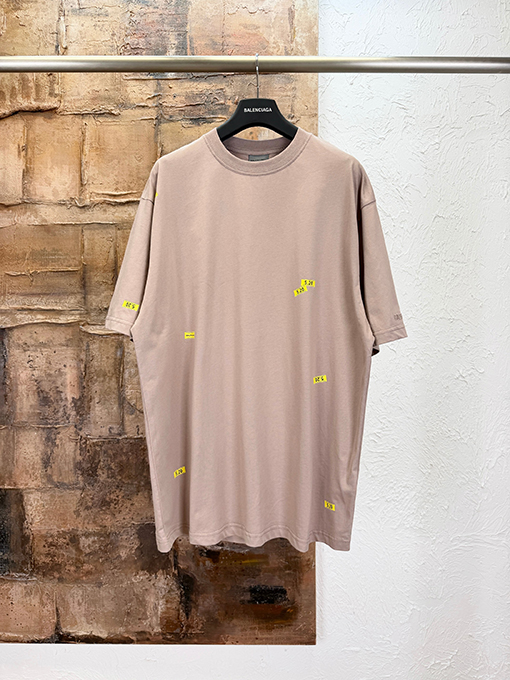 バレンシアガコピー 520 シリーズ刺繍入りTシャツ