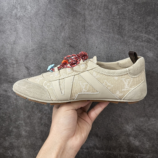 ルイヴィトン SneaKerina ドイツ製トレーニングバレエシューズ