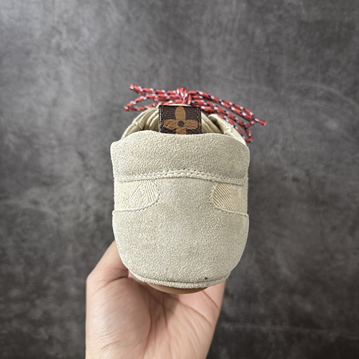 ルイヴィトン SneaKerina ドイツ製トレーニングバレエシューズ