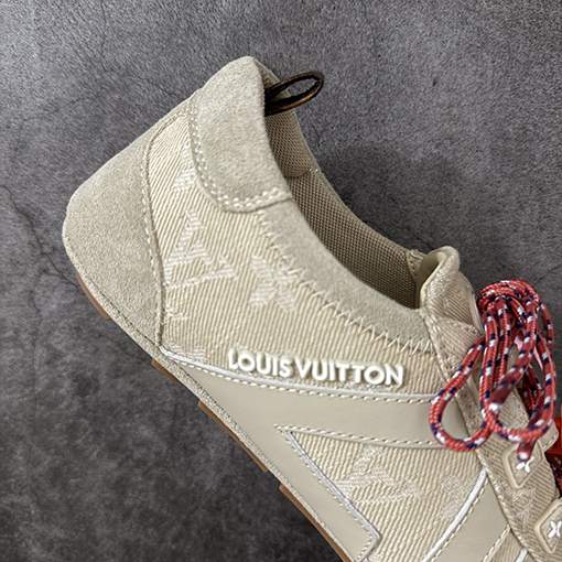 ルイヴィトン SneaKerina ドイツ製トレーニングバレエシューズ