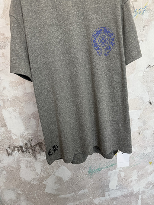 クロムハーツ ヘザーグレーのクロスグレー半袖Tシャツ