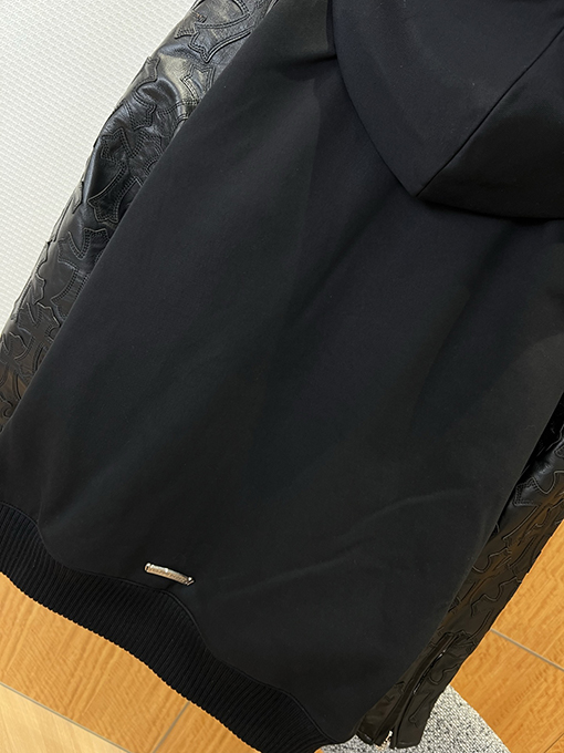 クロムハーツコピー クロスステッチのレザーパッチワークドローストリング付きフード付き高級レザージャケット