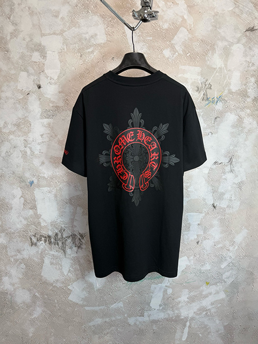 クロムハーツスーパーコピー ロンドン限定 ヴァインホースシュー 半袖Tシャツ