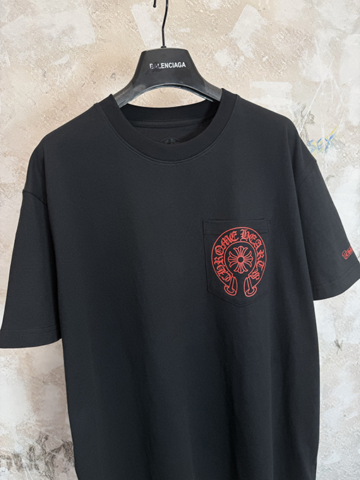 クロムハーツスーパーコピー ロンドン限定 ヴァインホースシュー 半袖Tシャツ