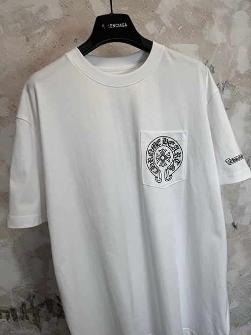 クロムハーツスーパーコピー ロンドン限定 ヴァインホースシュー 半袖Tシャツ