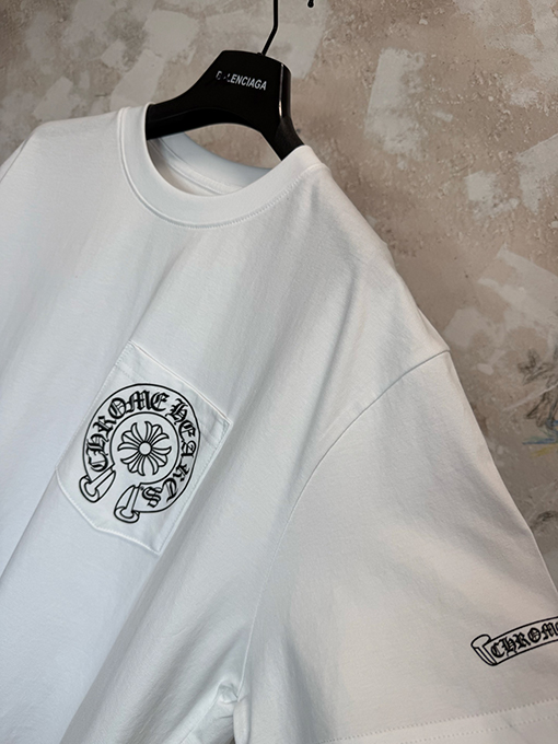 クロムハーツスーパーコピー ロンドン限定 ヴァインホースシュー 半袖Tシャツ