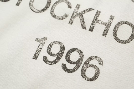 アクネストゥディオズ Acne Studios 1996 ウォッシュをしたダメージの半袖Tシャツ