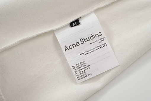 アクネストゥディオズ Acne Studios 1996 ウォッシュをしたダメージの半袖Tシャツ