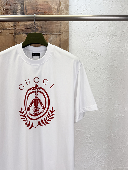 グッチ GUCCI ロゴプリント入り半袖Tシャツ