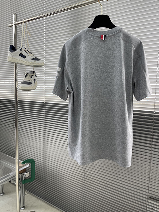 トムブラウン リブ編み4本ストライプ半袖Tシャツ