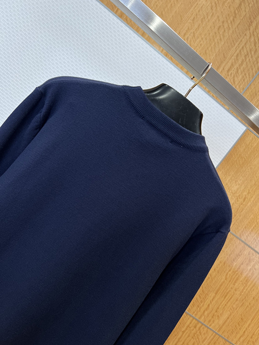 グッチ ダブルG刺繍入りクルーネックニットセーター
