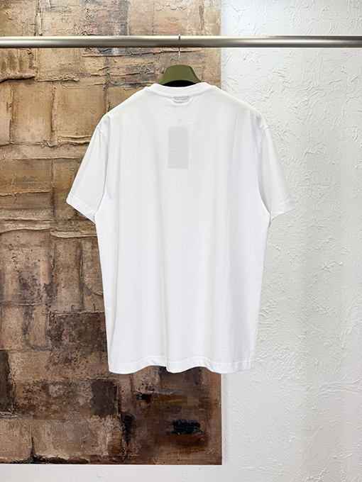 グッチコピー Gucci ロゴプリント入り半袖Tシャツ
