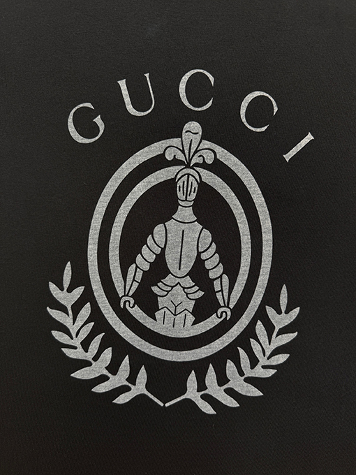グッチコピー Gucci ロゴプリント入り半袖Tシャツ