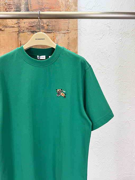 バーバリーコピー 歯ブラシの刺繍ロゴ入り半袖Tシャツ